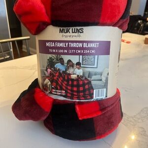 Muk Luks Red and Black Mega Family Throw Blanket